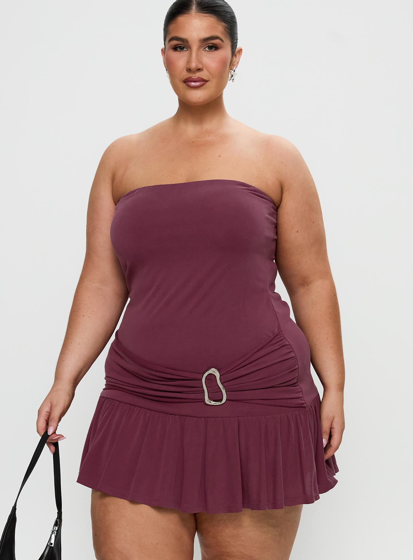 love lingers strapless mini dress burgundy Taking Advantage Strapless Mini Dress Burgundy
