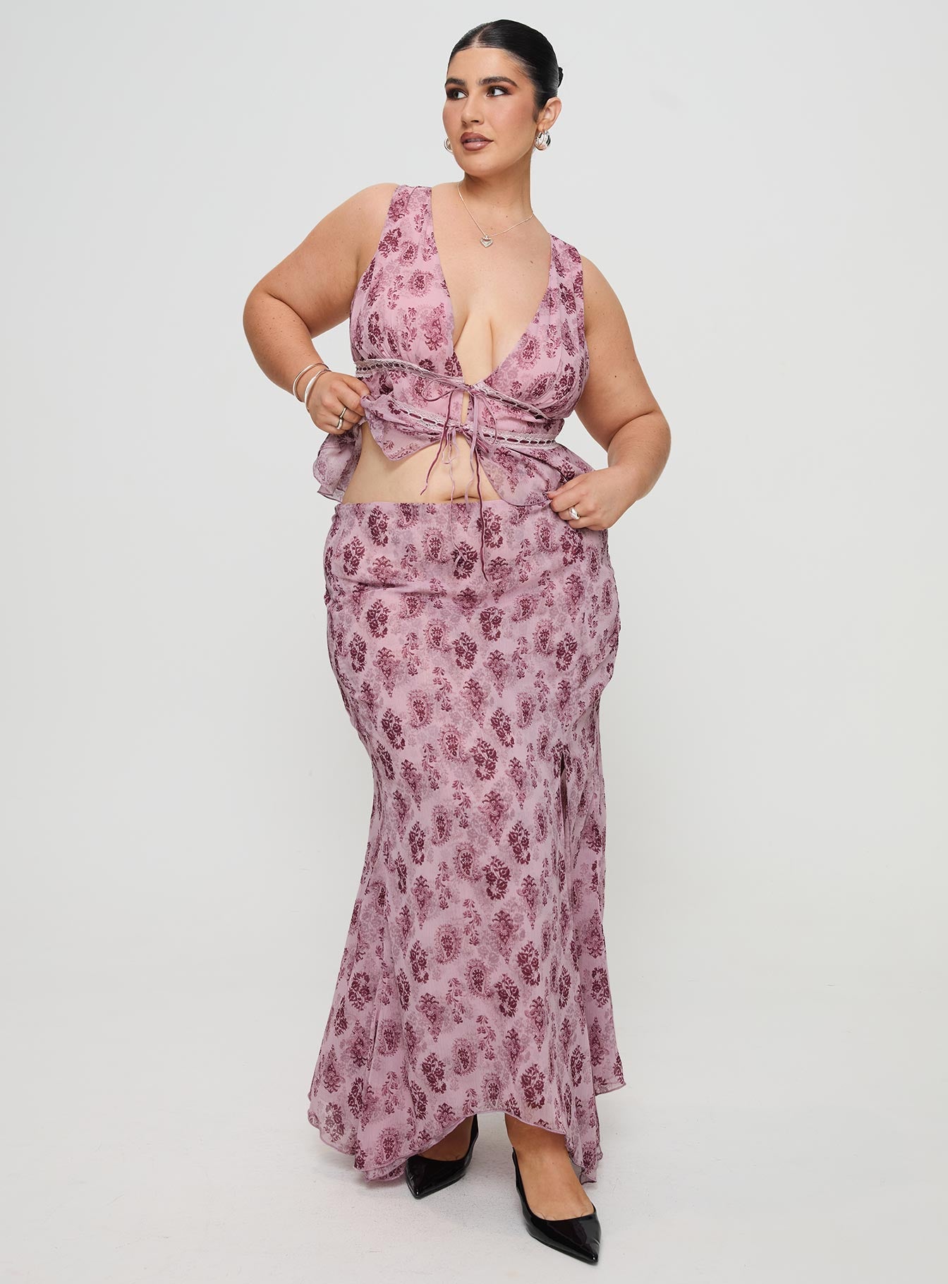 Nikolise maxi skirt purple curve