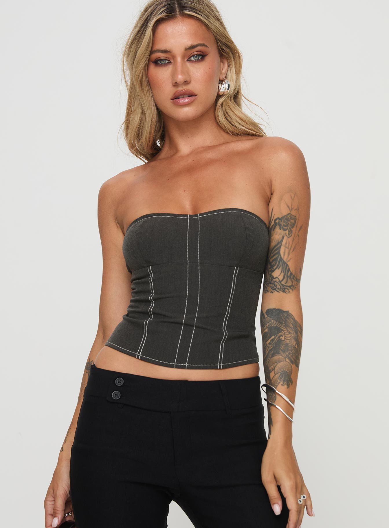 Vacke strapless top grey