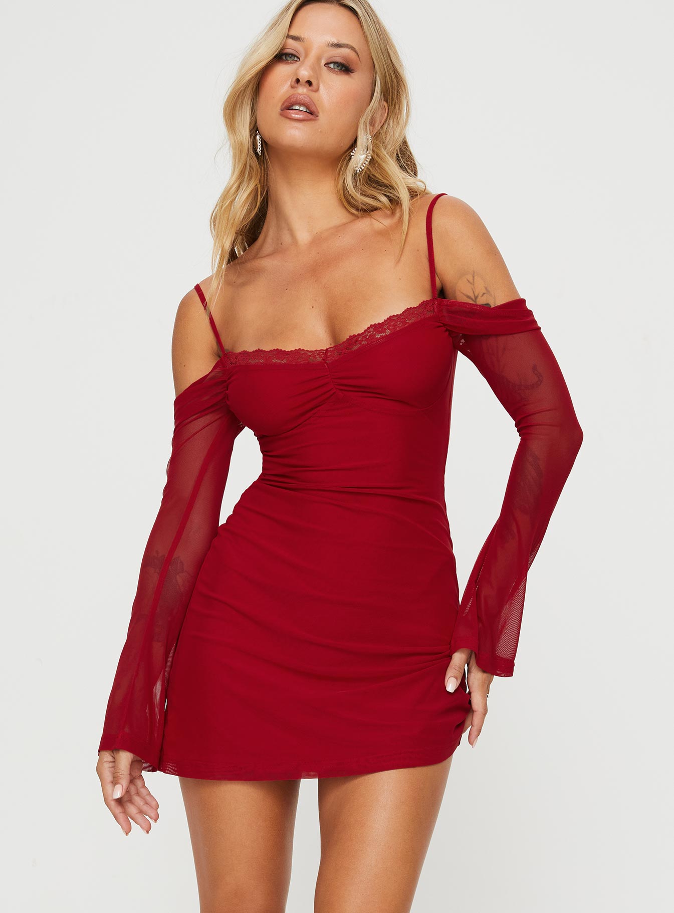 Princess Polly Women's Edmone Lace Trim Cold Shoulder Long Sleeve Minidress - Red - Mini Dresses Princess Polly Women's Edmone Lace Trim Cold Shoulder Long Sleeve Minidress - Red - Mini Dresses