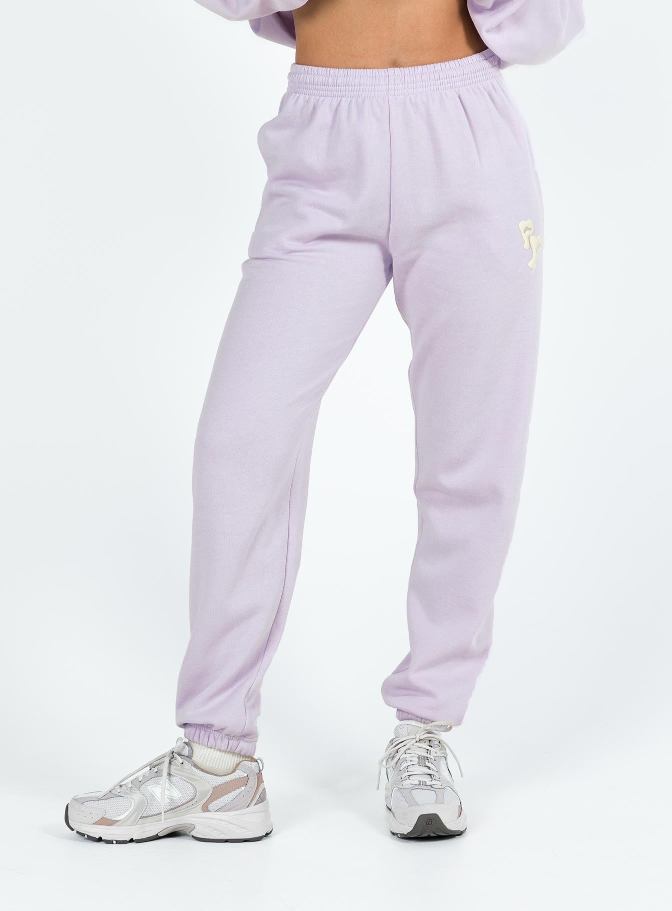 Princess polly track pants squiggle text dusty mauve / eggshell