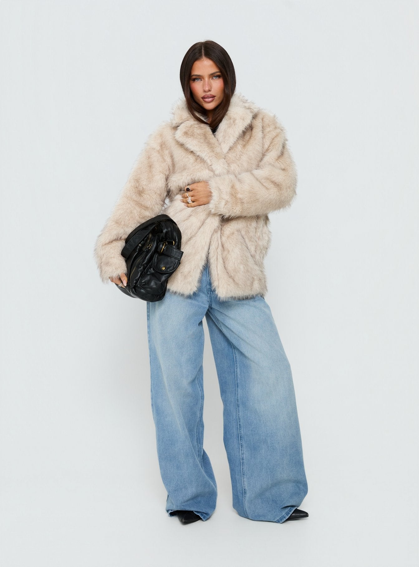 Clova Faux Fur Coat Grey | Princess Polly