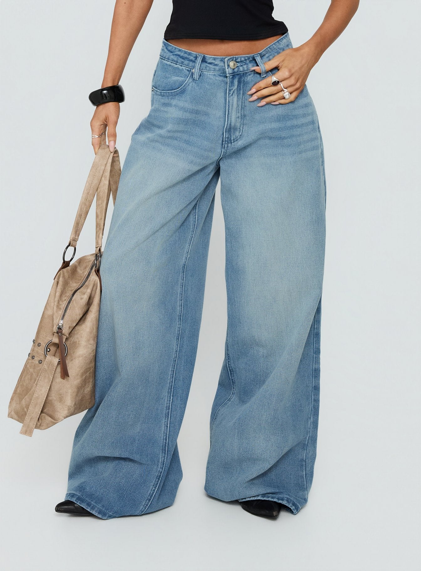 Naylor Mid Rise Wide Leg Jeans Light Wash Denim Light Blue Wash Petite