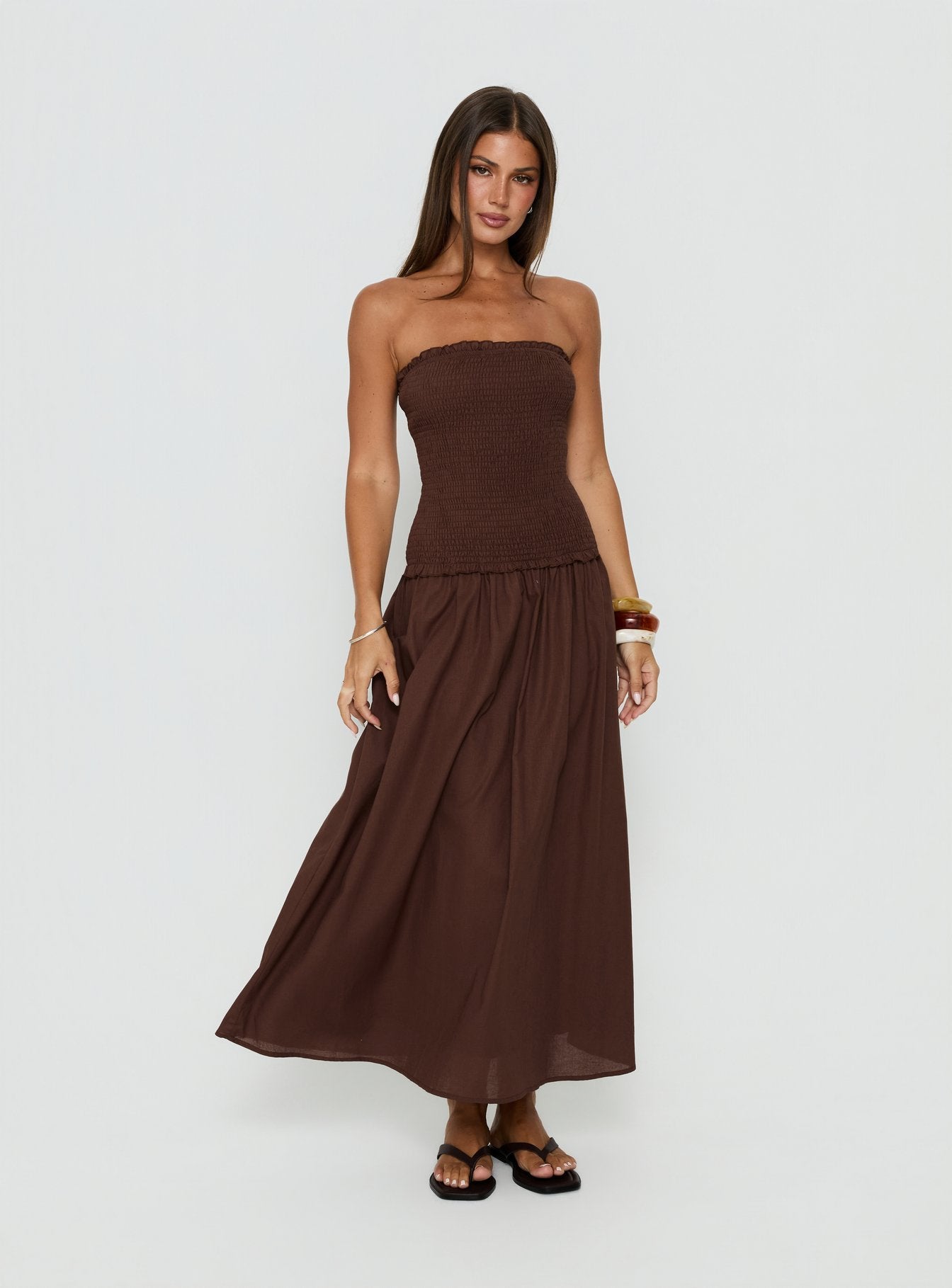 chocolate brown strapless dress Delaney Featuring an internal elastic waist stay for a secure fit and a discreet side zip with a hook Chocolate Warehouse Strapless Structured Bodice