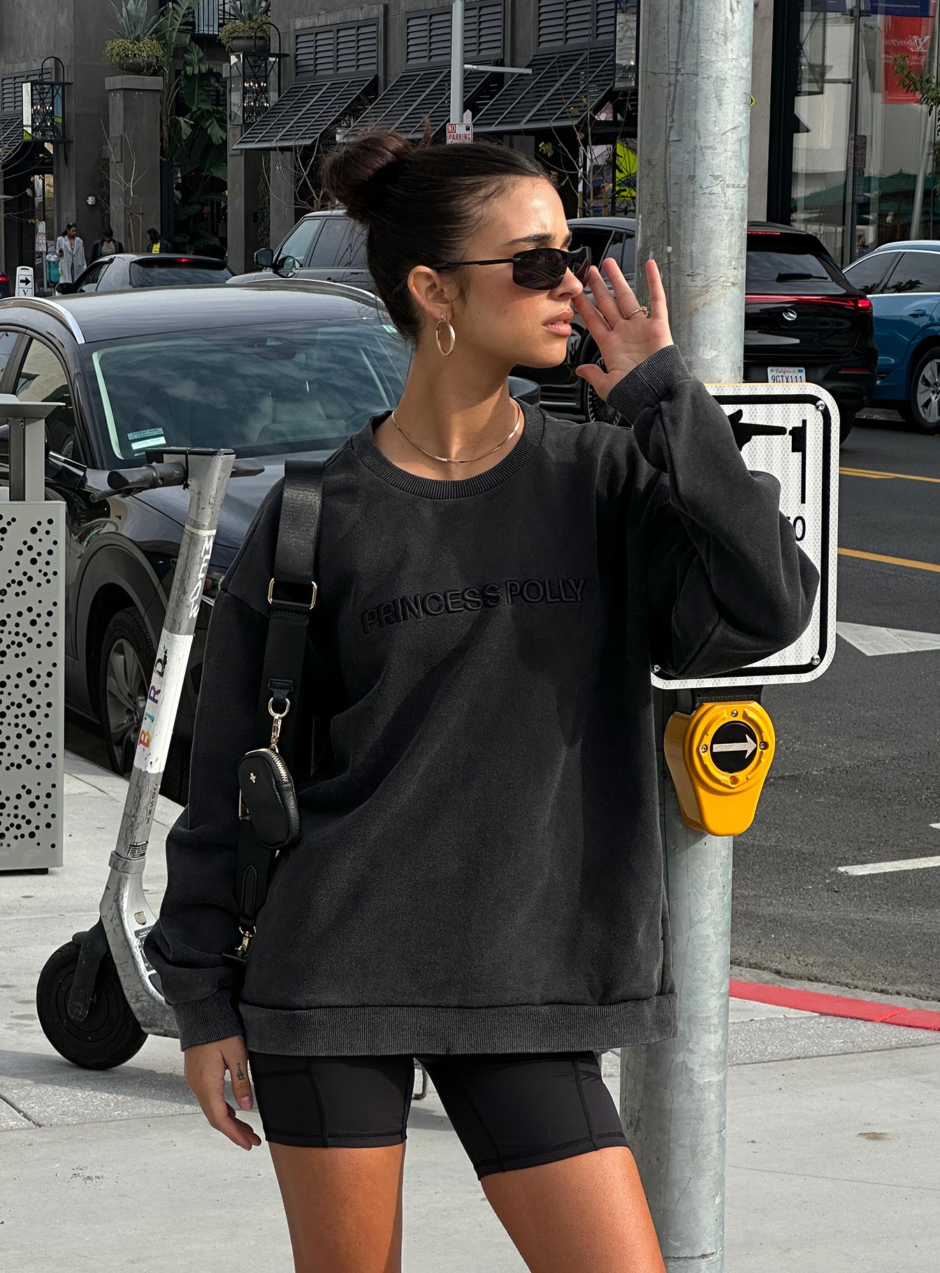 Fearlessness activewear crew neck sweatshirt black