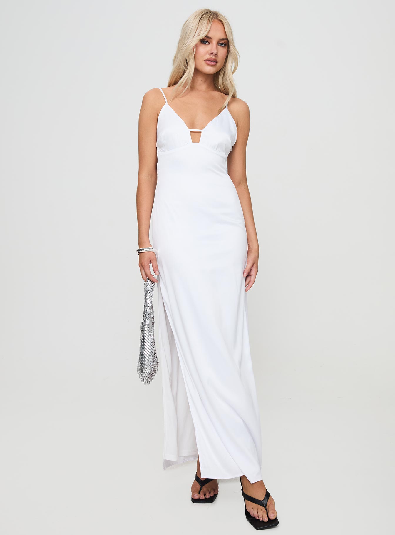 Atheria maxi dress white