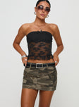 Camo print mini skirt Mid rise, belt looped waist, zip & button fastening, twin hip pockets Non-stretch material, unlined 