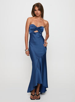 side view of model wearing Princess Polly Stand A Chance Twist Detail Maxi Dress Navy Sweetheart Neckline 