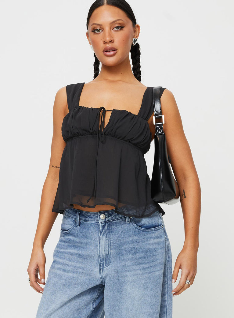 Top Fixed shoulder strap, ruched bust, elasticated band at bust