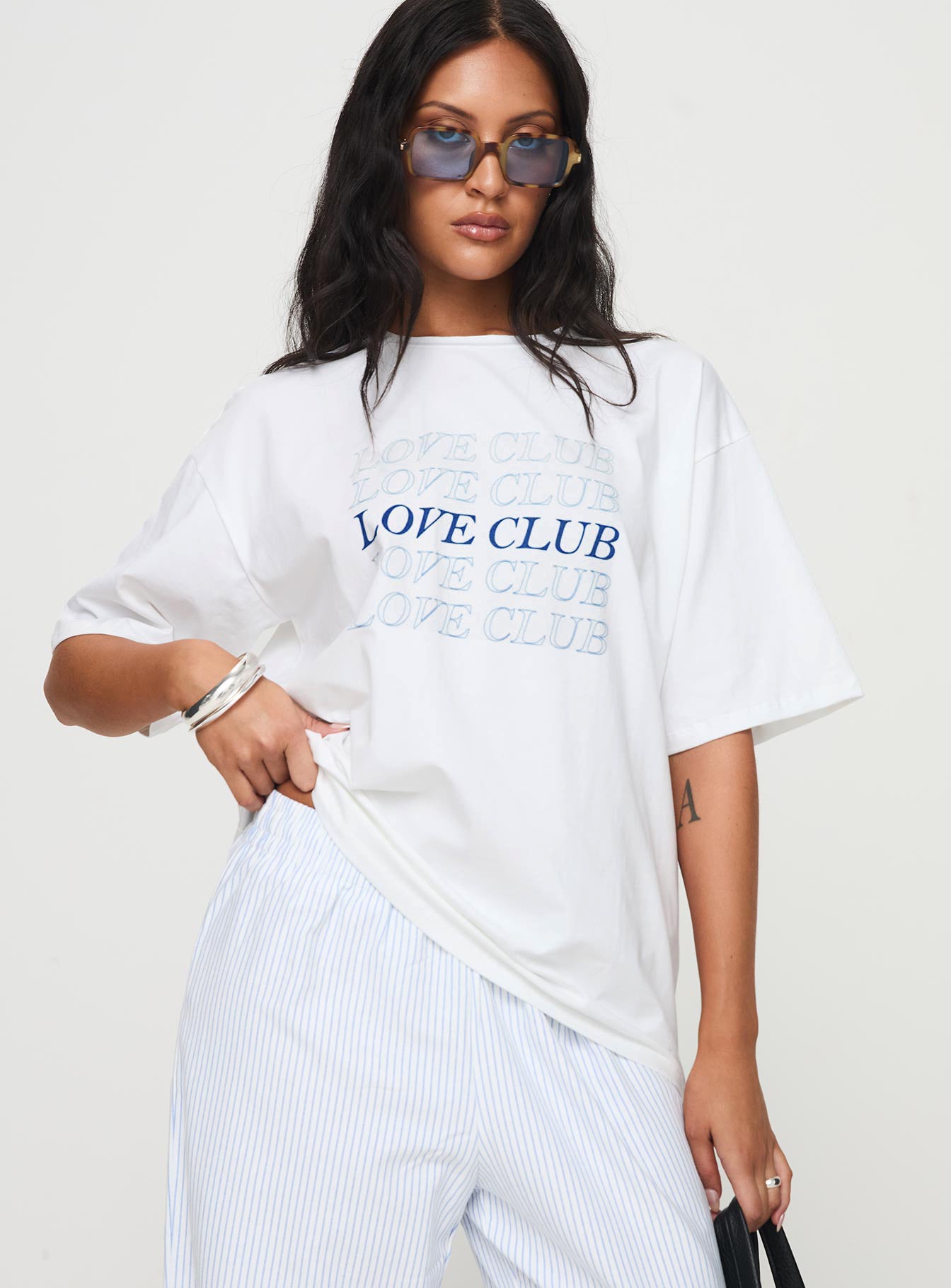 Loveable tee white