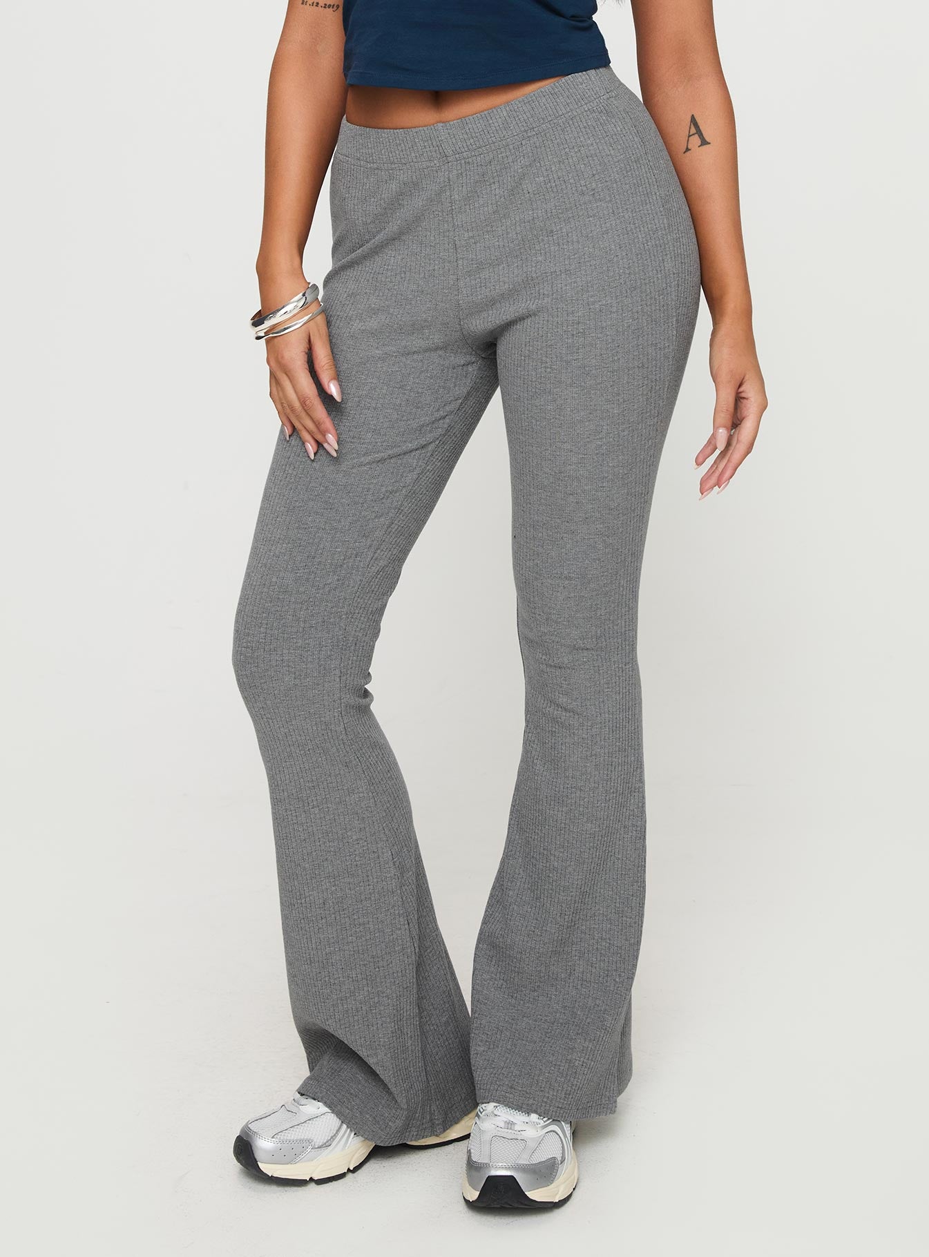 Ramirez flared pants grey