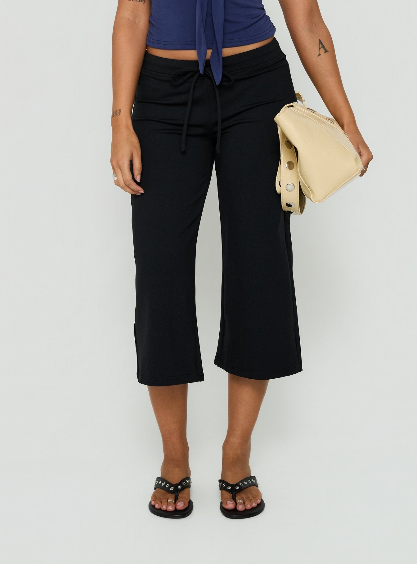 Kallora Low Rise Wide Leg Capris Black