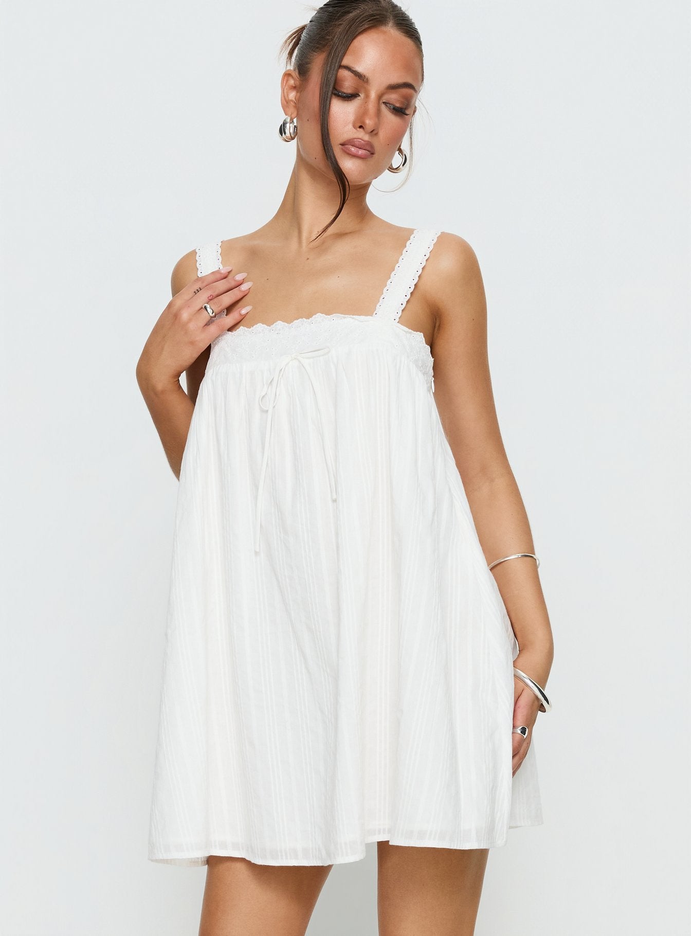 floaty cocktail dresses Black PrettyLittleThing Chiffon Plunge Floaty Maxi Dress