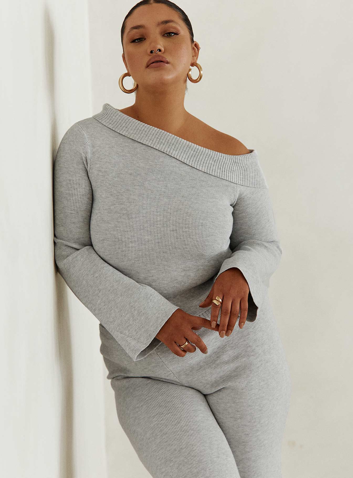 Sina off the shoulder top grey curve