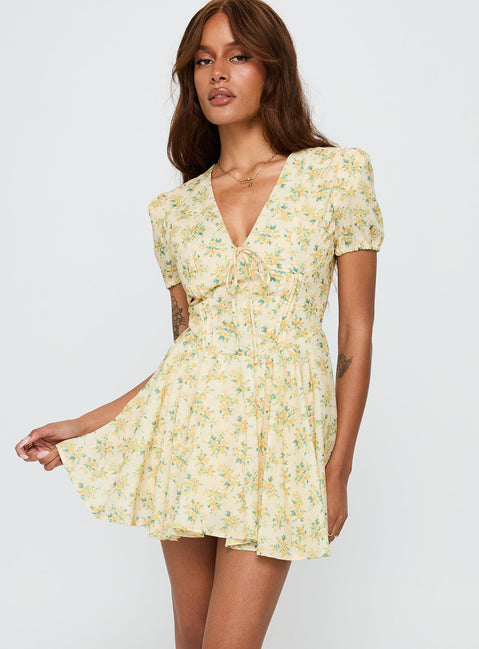 princess polly yellow dress with purple flowers Nellie Midi Dress Yellow Floral