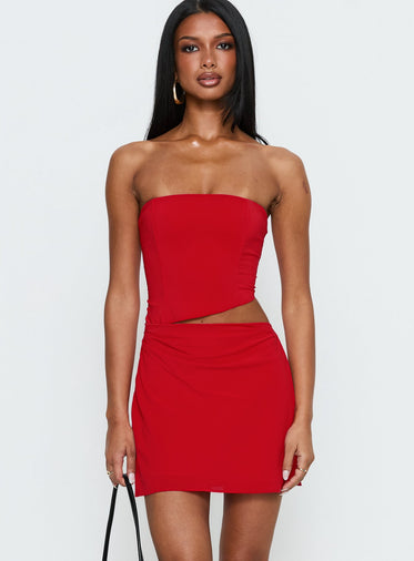 Red Strapless Dresses Red Strapless Dresses