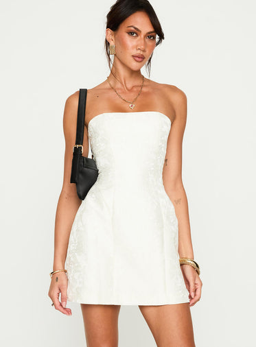 Strapless Dresses | Tube Top Dresses | Princess Polly Strapless Dresses | Tube Top Dresses | Princess Polly