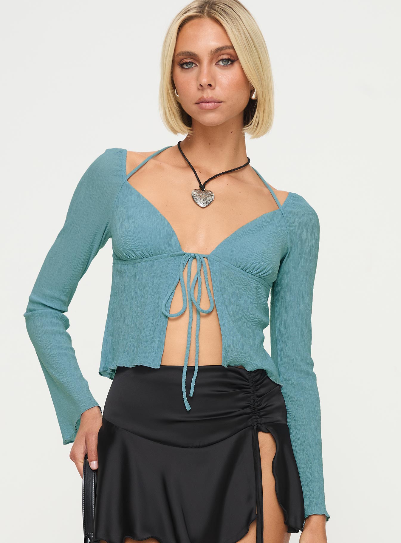 Chantria long sleeve halter top blue