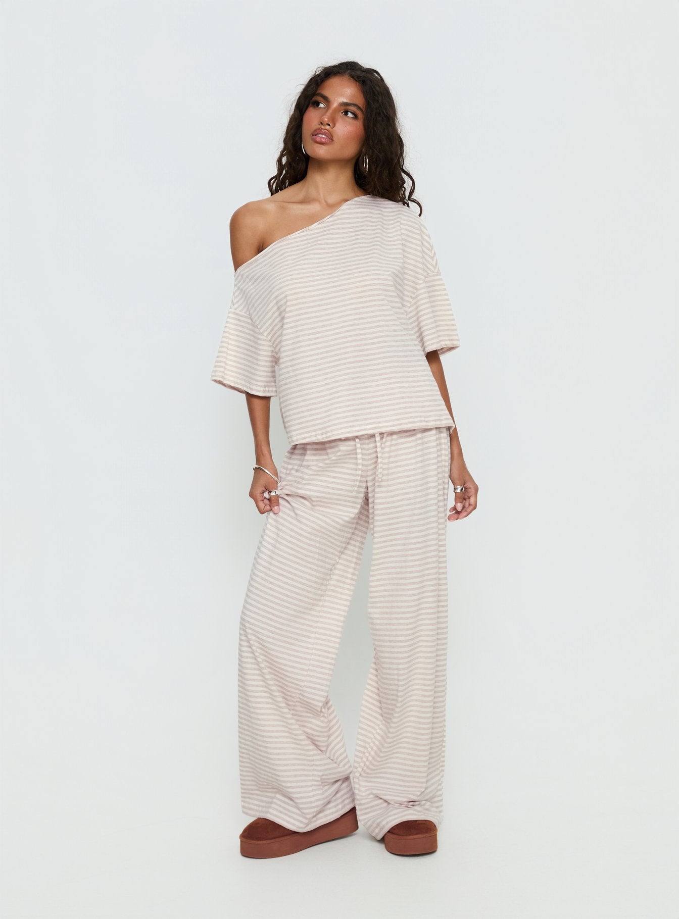 Tobie Off Shoulder Sleep Set Beige Stripe