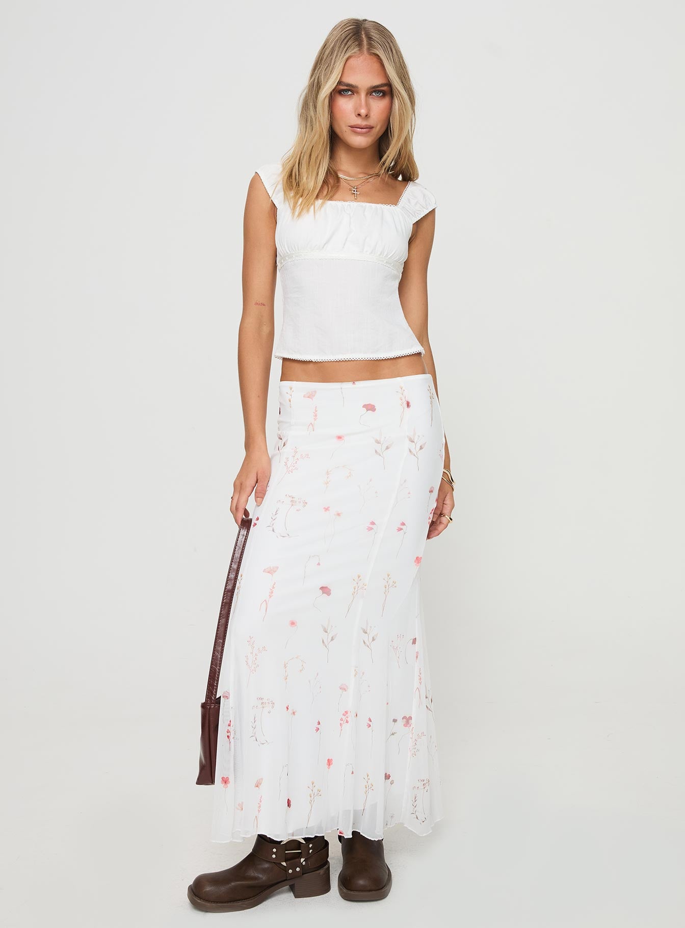 Breezewood maxi skirt white