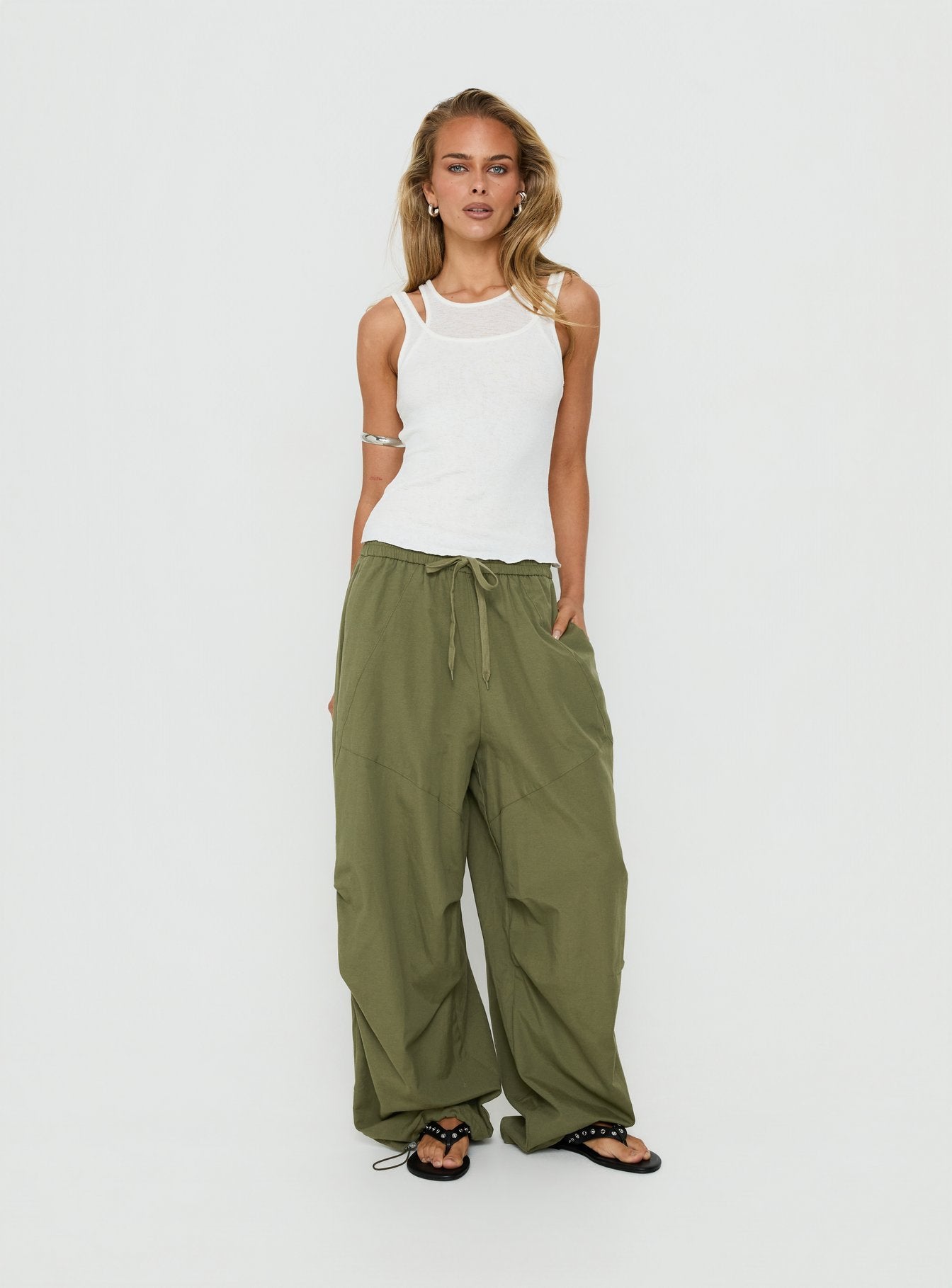 Mankind Baggy Cargo Pants Olive | Princess Polly