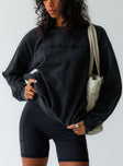 Black crewneck sweatshirt a drop shoulder design oversized fit