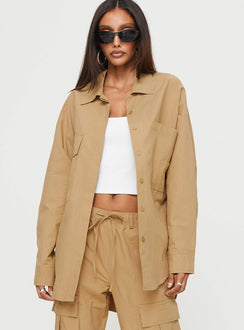 Caramel Cargo shacket Relaxed fit, classic collar, three pocket design, drop shoulder, single button cuff, button down fastening at front