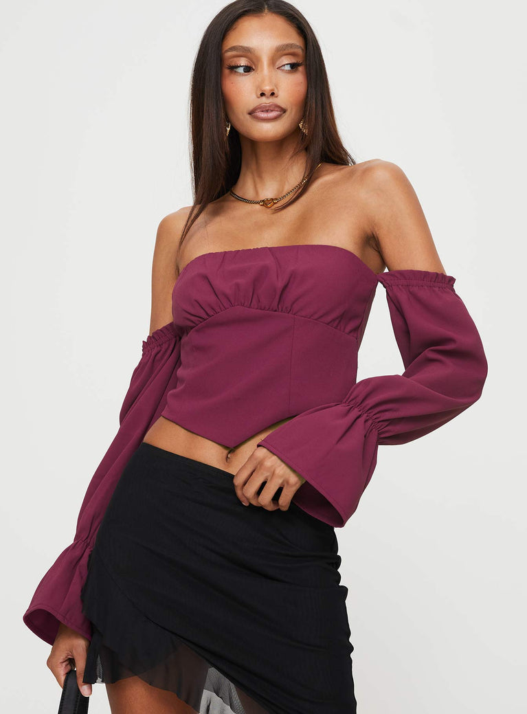 Off-the-shoulder top Ruched bust detail, Elasticated sleeves at shoulder and cuff Zip fastening at back, Inner silicone strip at bust 