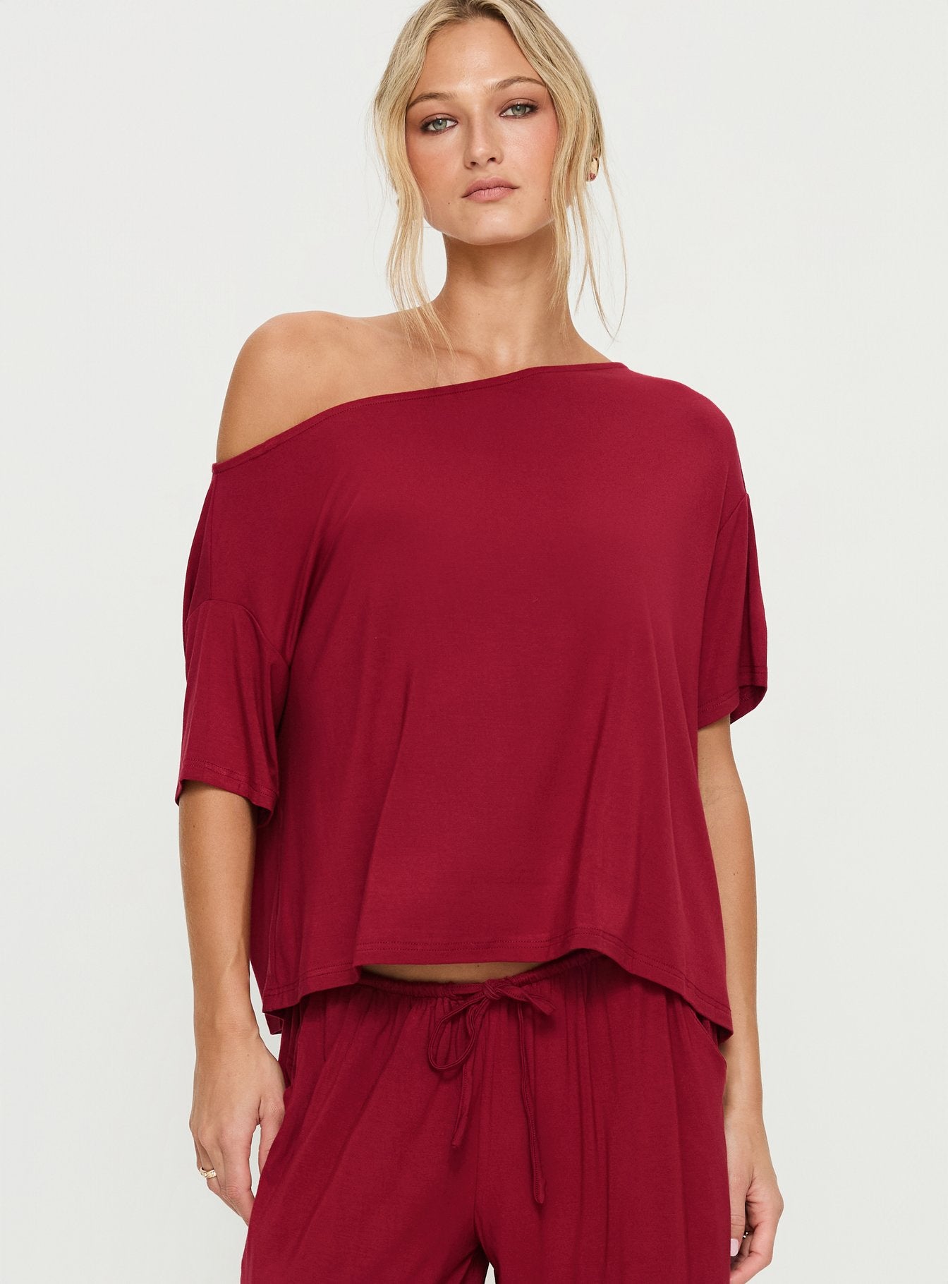 Cozy Hour Sleep Relaxed Off Shoulder Top Red