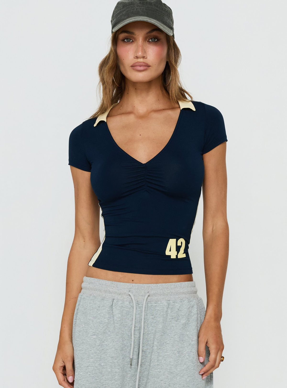 Kufu V Neck Top Navy