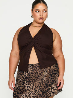 front view of model wearing Princess Polly No Hard Feelings Twist Top Brown Curve Sleeveless V-Neck 
