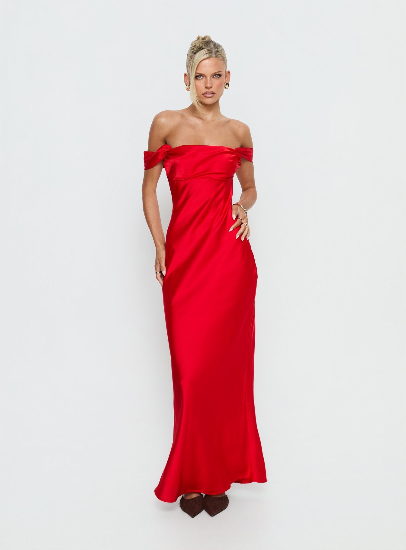 Azura Off The Shoulder Maxi Dress Red | Princess Polly