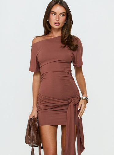 Basic Dresses Basic Dresses