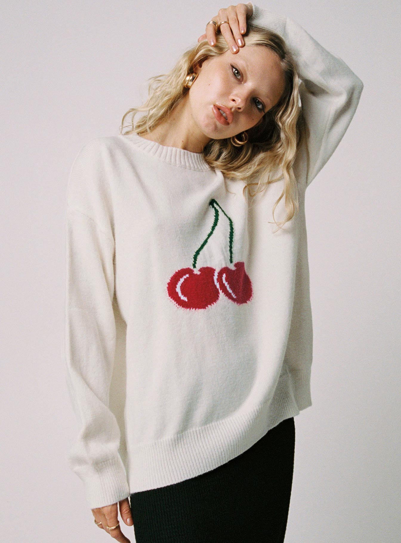 wonderful world トップス苺 Cherry Dreams Knit Jumper Cream | Princess Polly