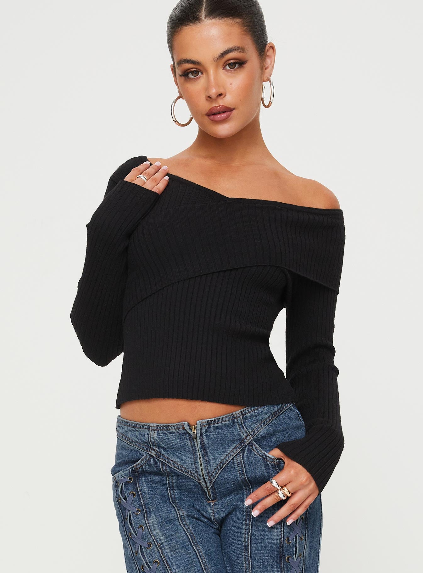 Nolia long sleeve top black