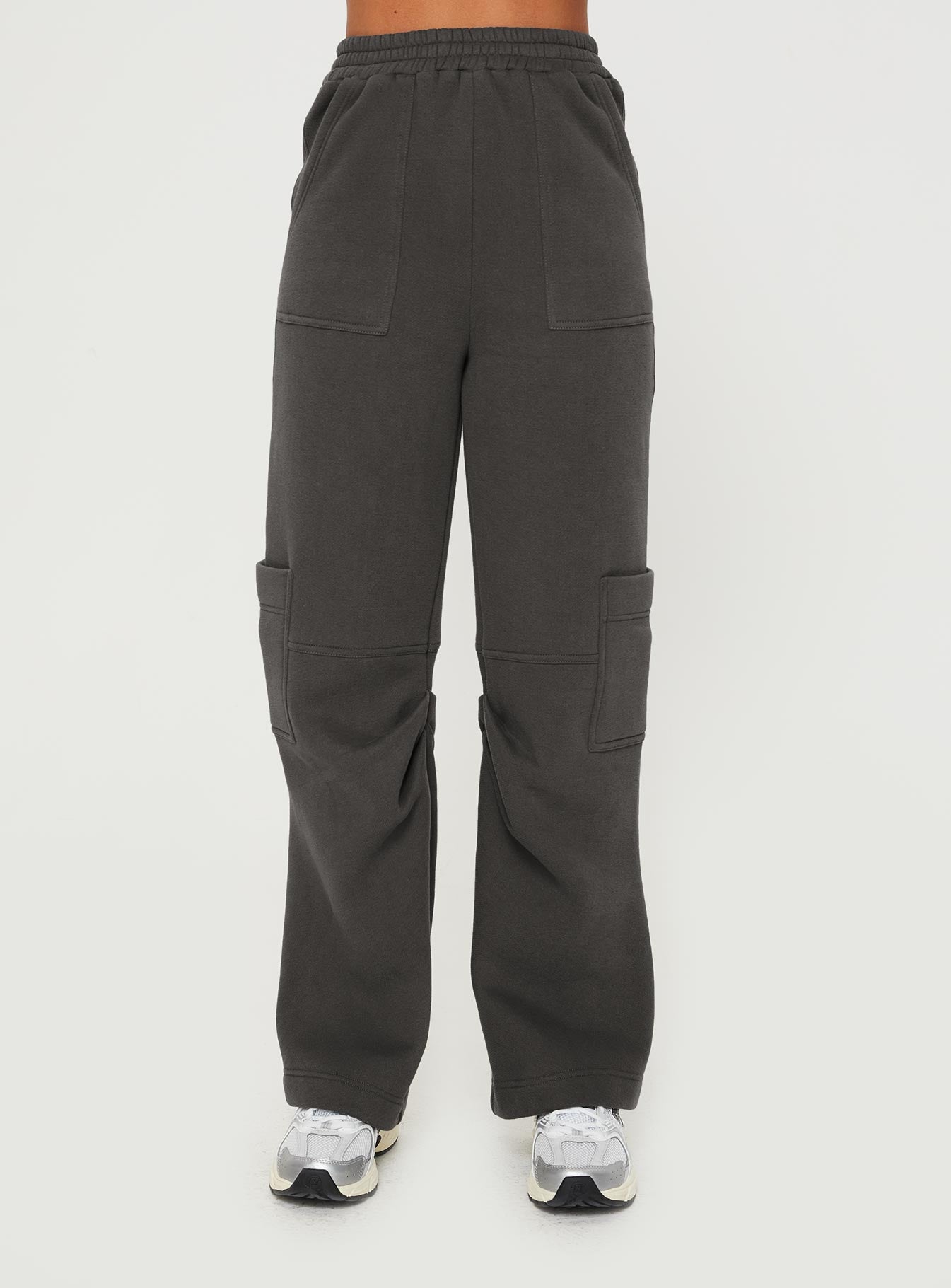 Derek track pants grey