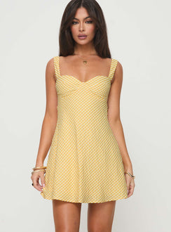 princess polly gingham dress Faubert Mini Red Mini dresses A smocked bodice shapes the silhouette of this cap Mcbeath Mini Dress Yellow |
