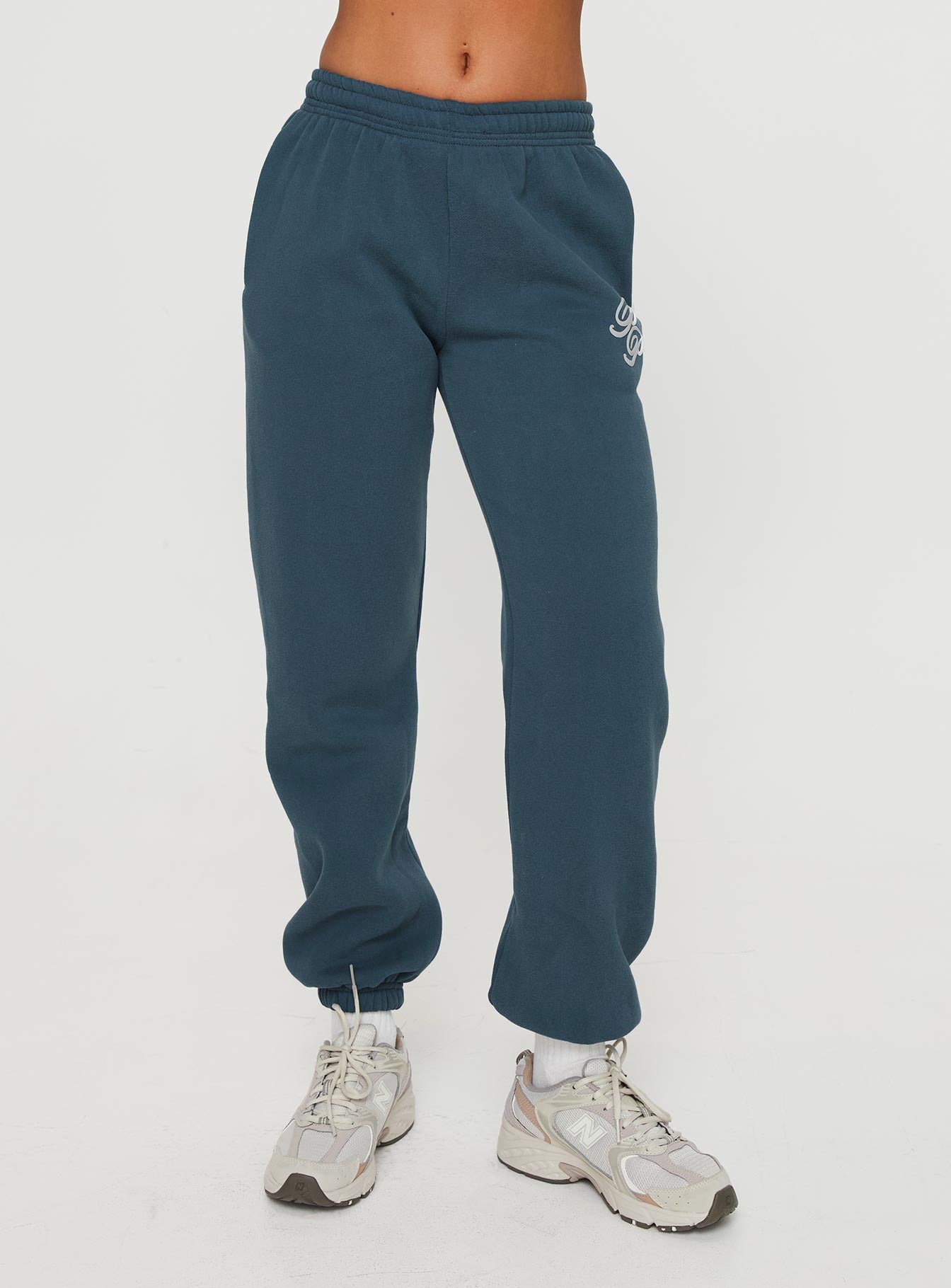 Princess polly track pant navy / white