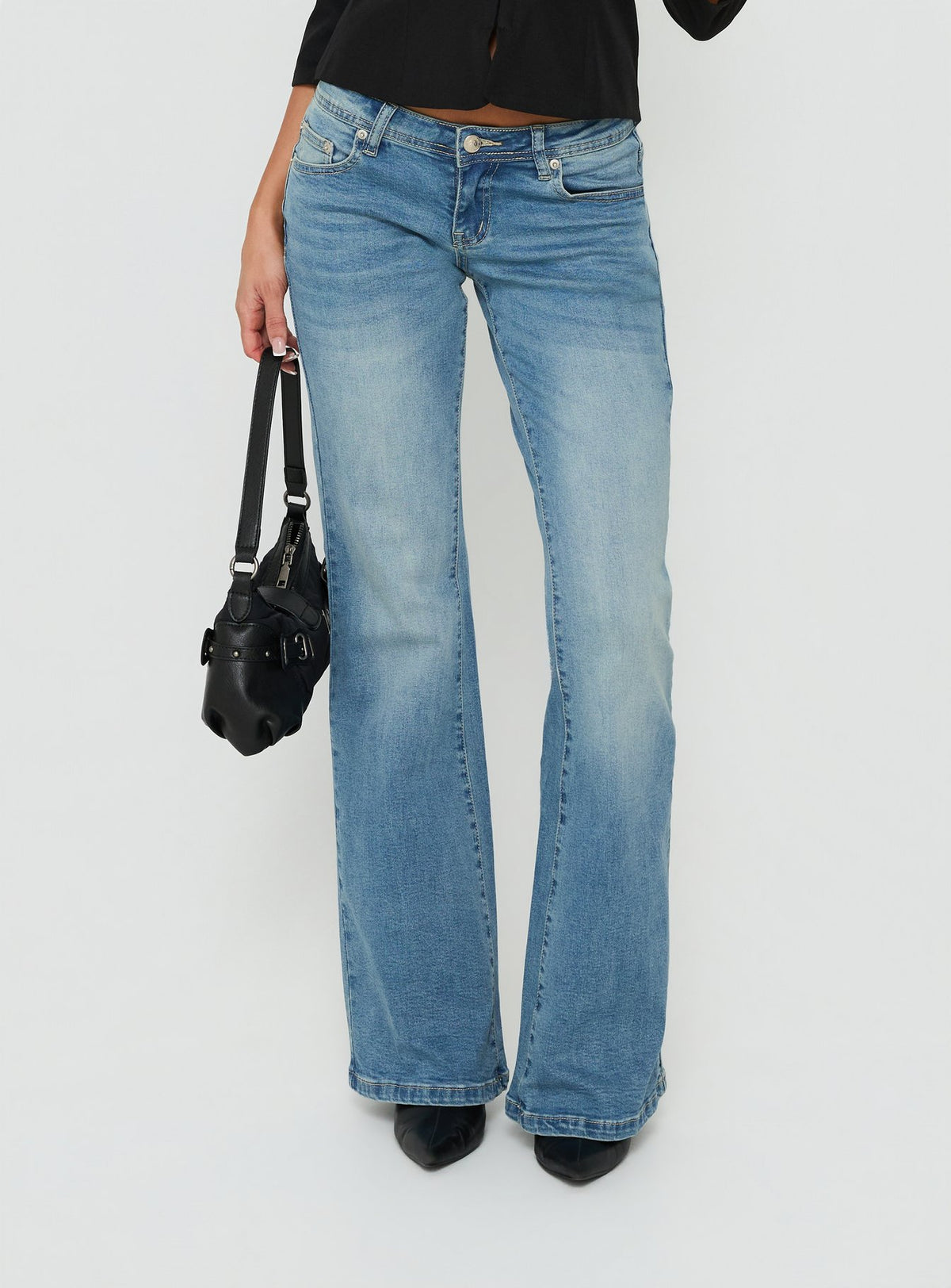 Alyss Ultra Low Rise Flared Jeans Light Vintage Blue