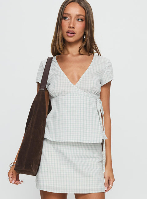 Prominent Wrap Top Green Check