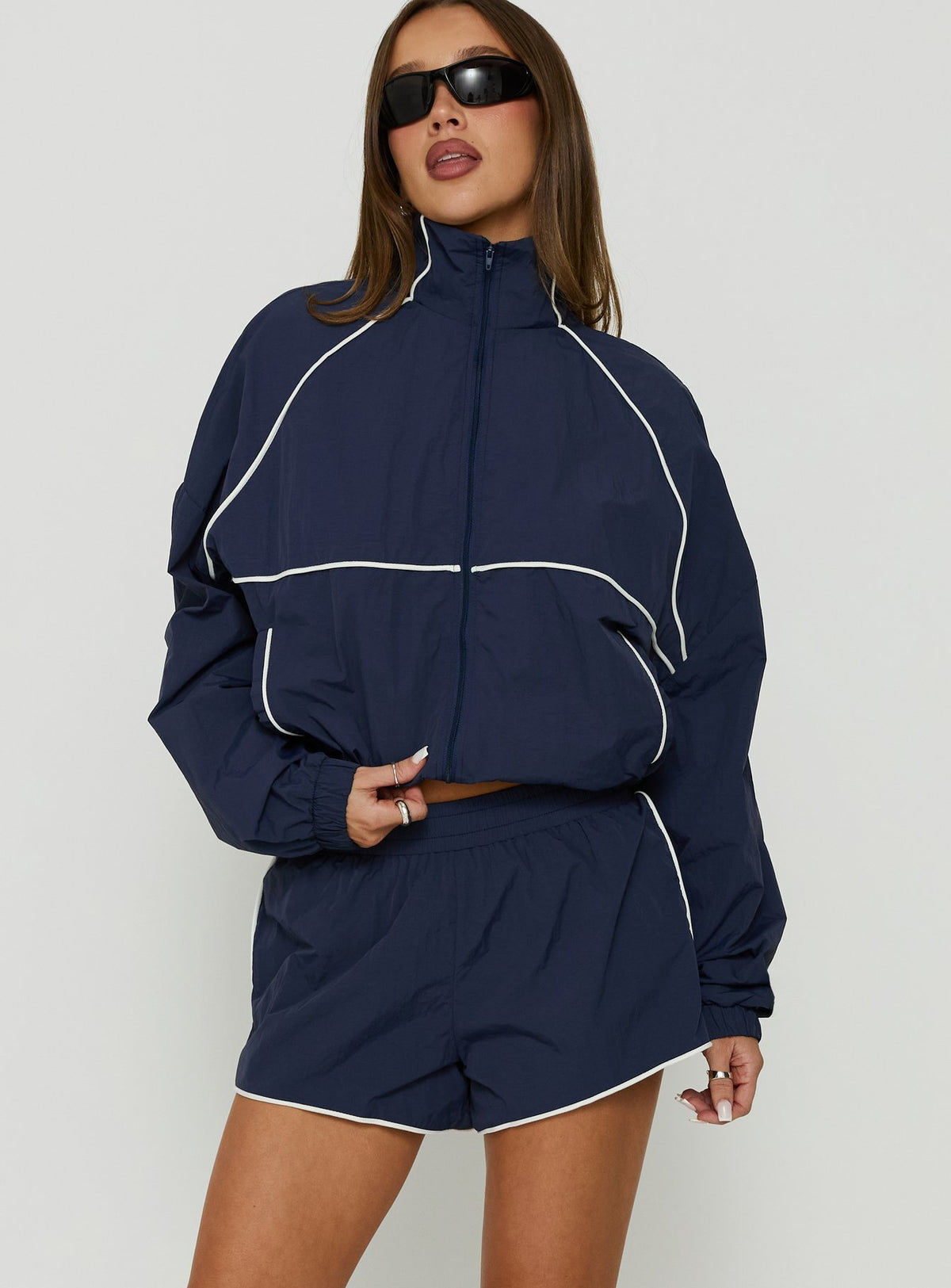Shayyla Mid Rise Elasticated Waist Shorts Navy / White