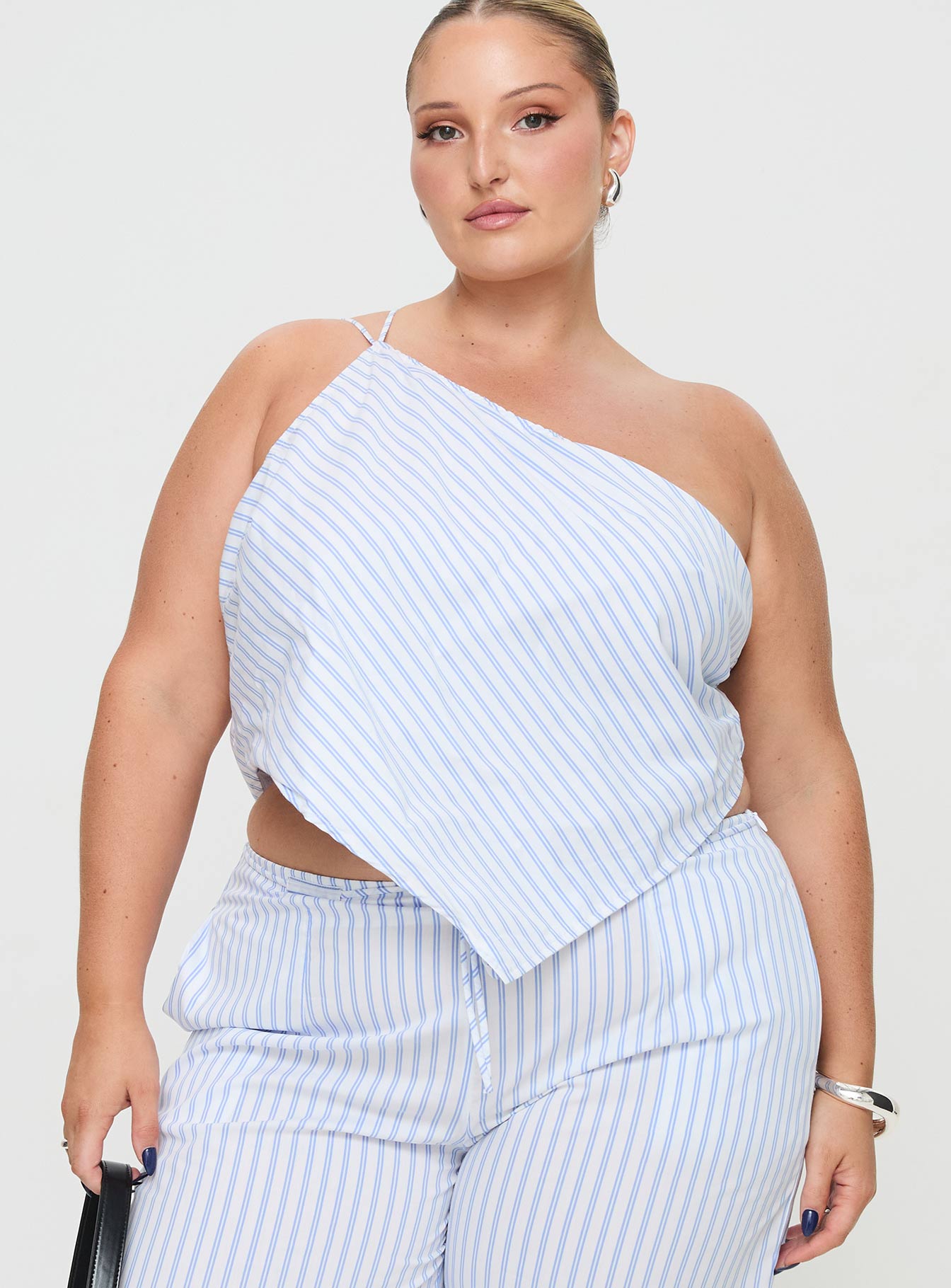 Collied asymmetric top blue / white stripe curve