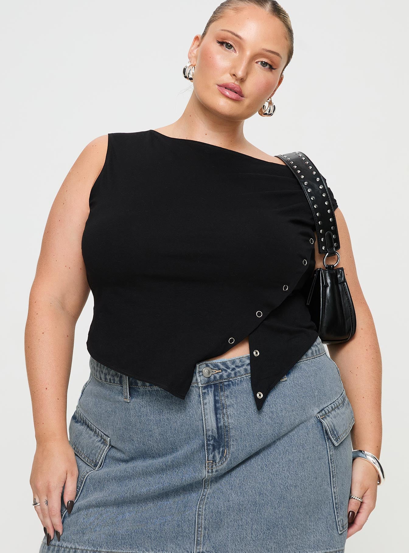 Karre off the shoulder top black curve