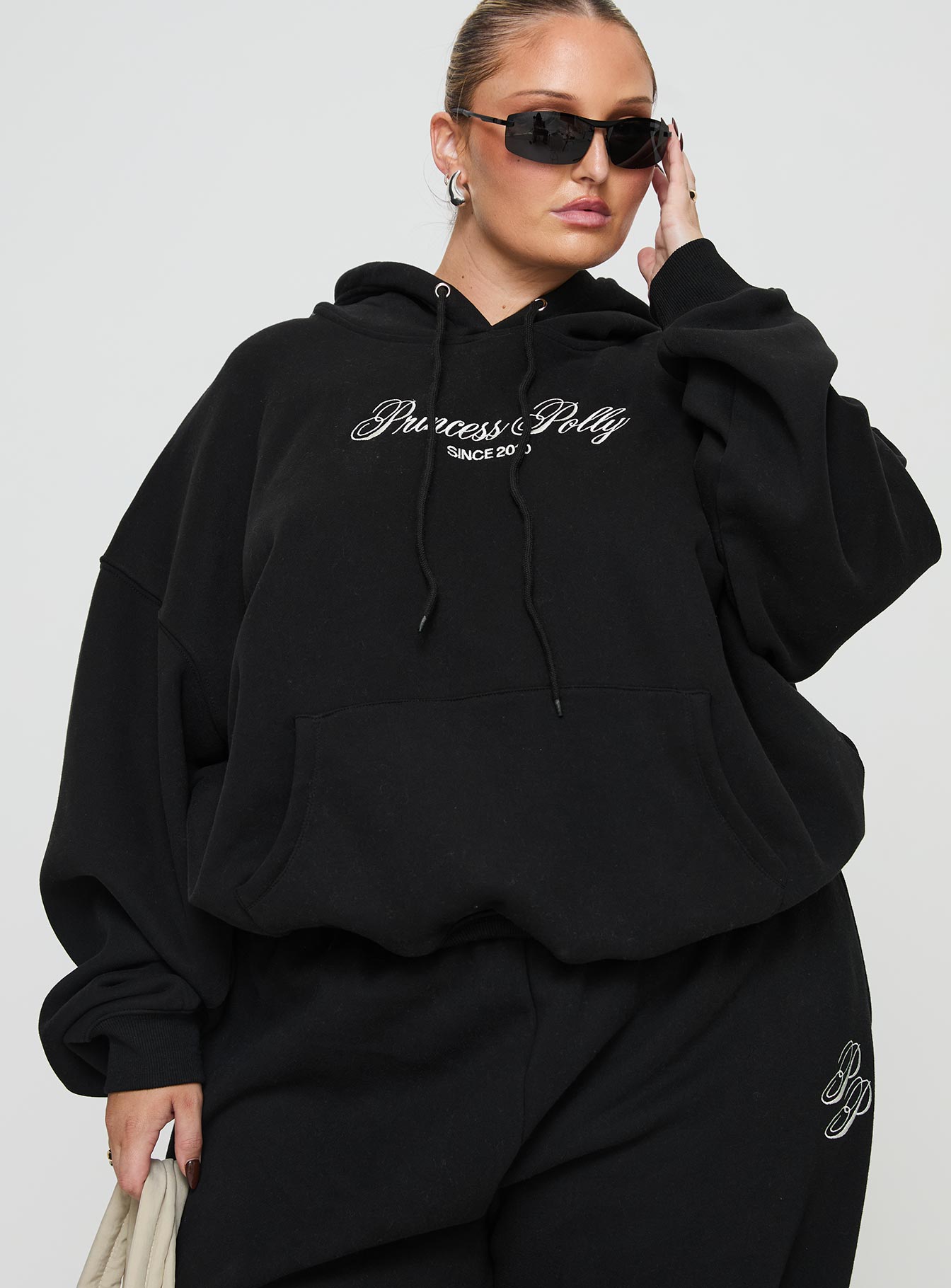 Princess polly hooded sweatshirt script black / ivory curve