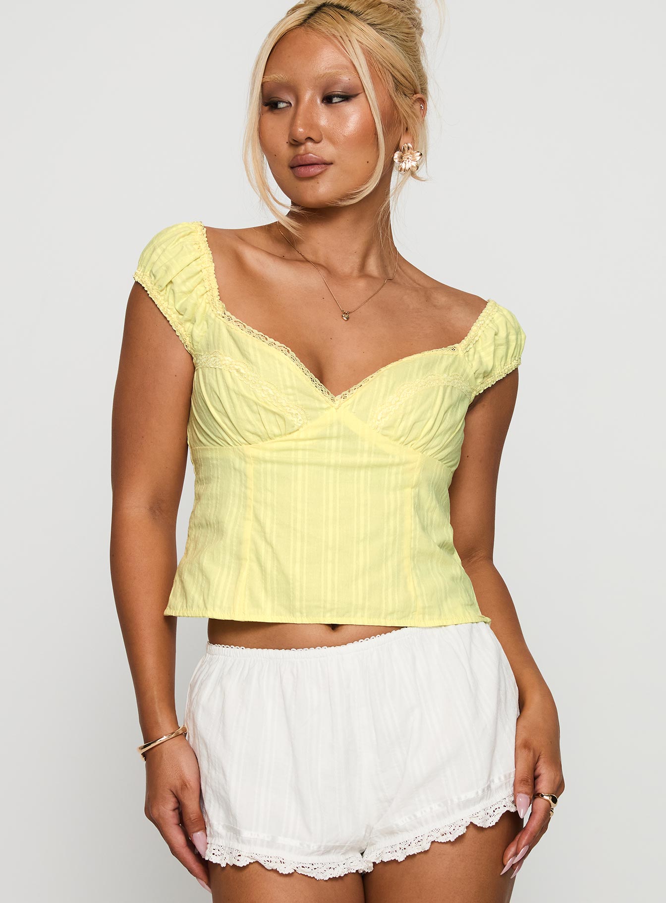 Polly Modil Fyrie Top Yellow | Princess Polly