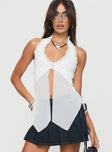 Halter top Plunge neckline, ruffle trim, butterfly detail at front, open front Good stretch, lined bust Princess Polly Lower Impact 