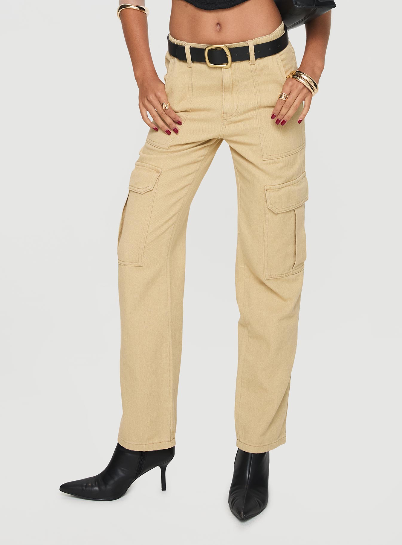 Nique utility cargo pants beige