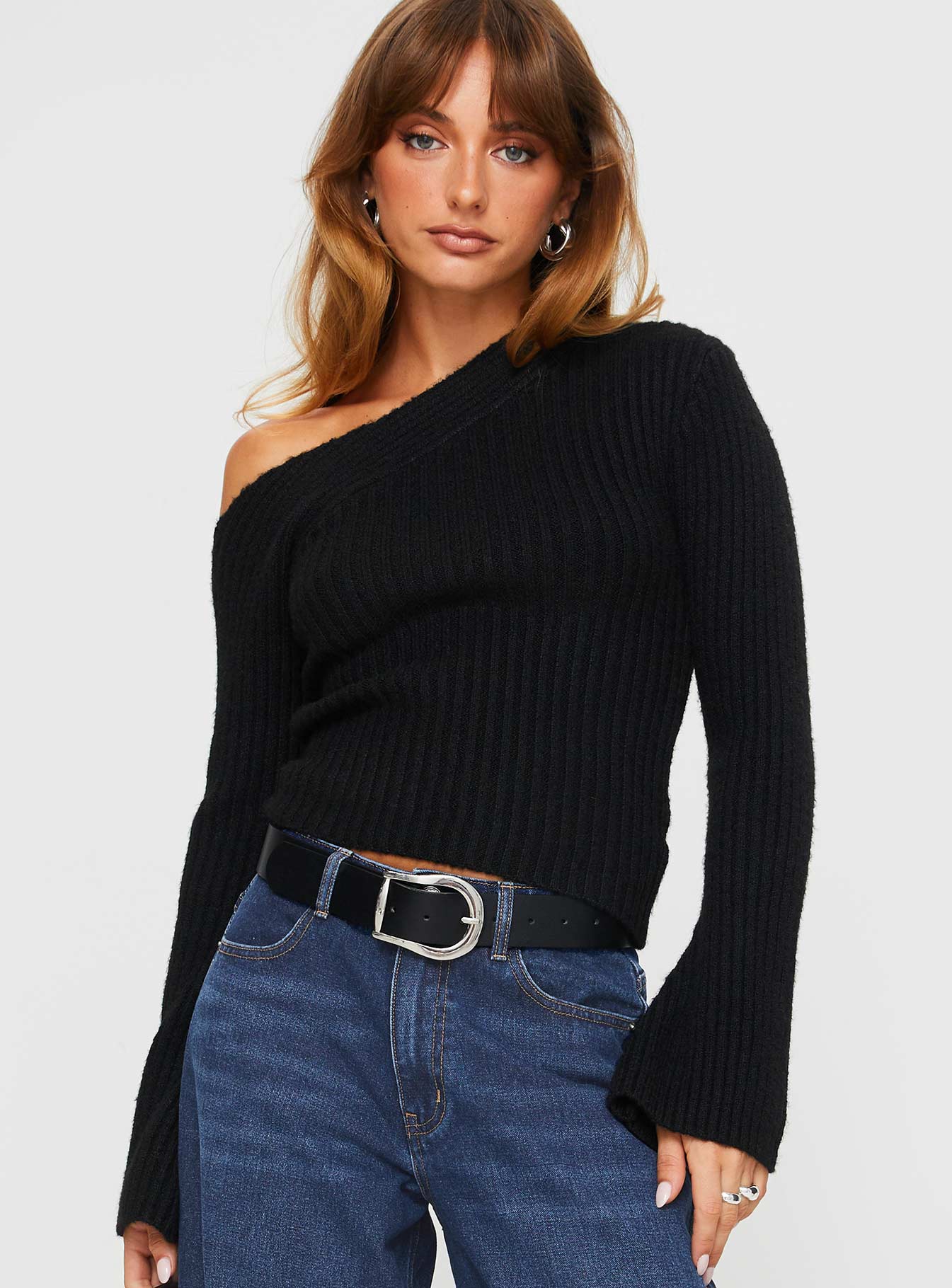 Phillips cold shoulder sweater black