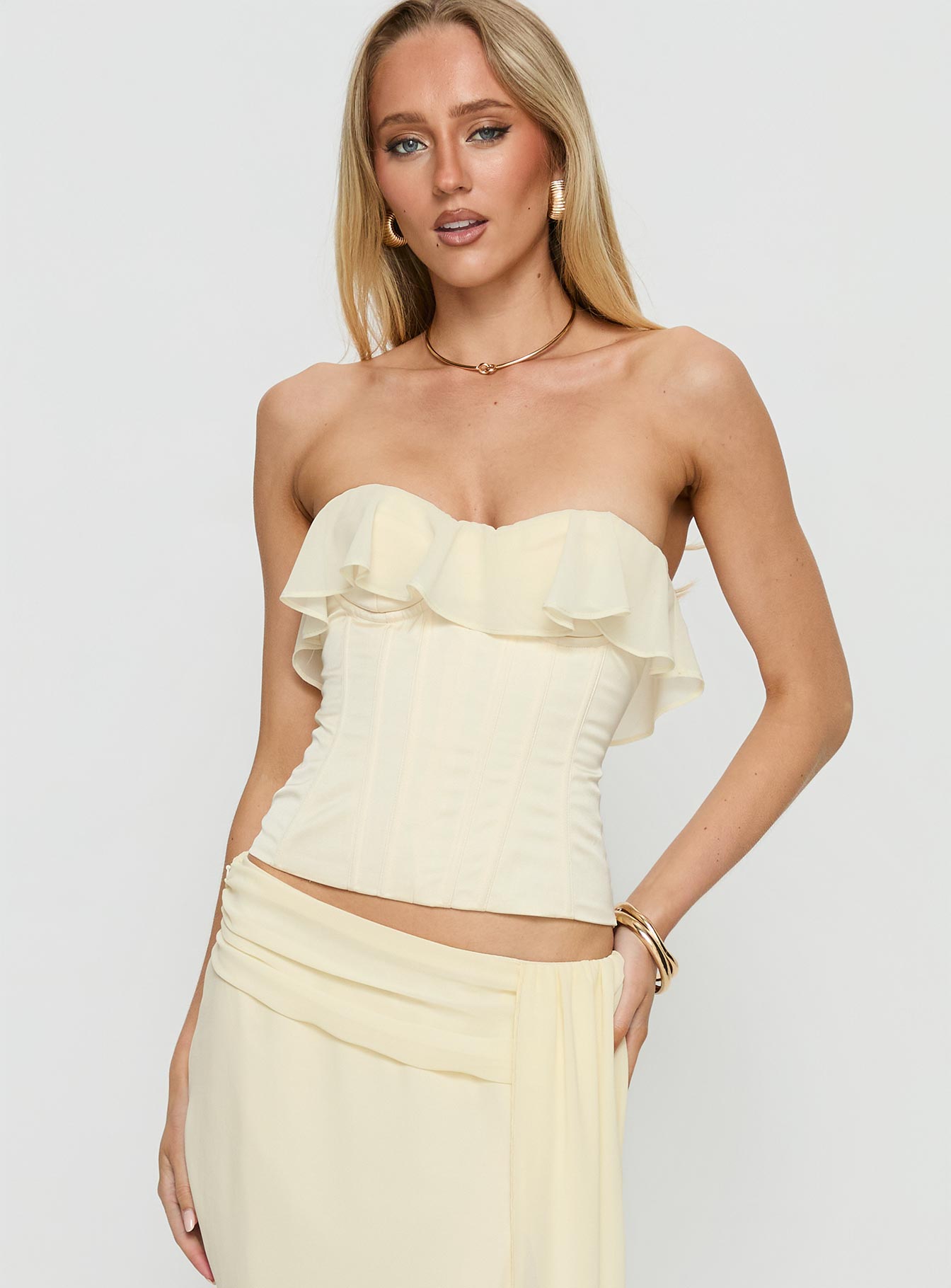 Holliann Strapless Frill Corset Top Butter | Princess Polly