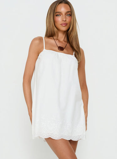 White Embroidered Dresses White Embroidered Dresses
